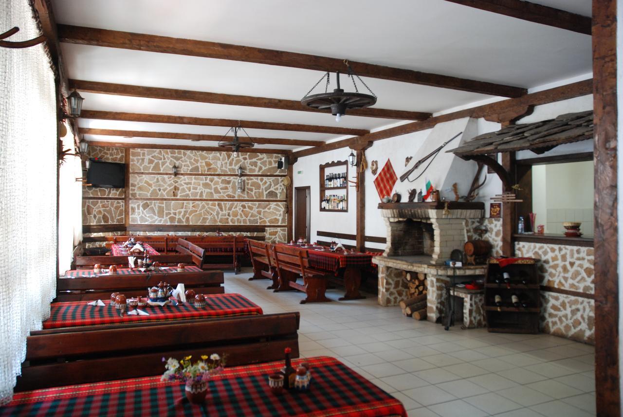 Hotel Kalina Shiroka Lŭka Buitenkant foto