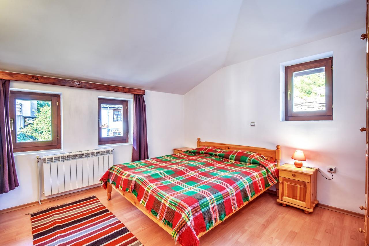 Hotel Kalina Shiroka Lŭka Buitenkant foto