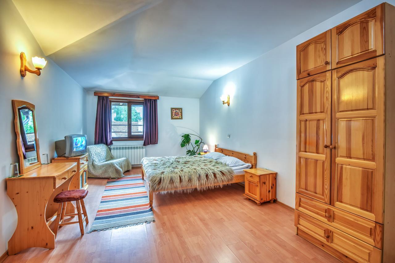 Hotel Kalina Shiroka Lŭka Buitenkant foto